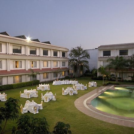 Hotel Express Residency-Джамнагар Экстерьер фото