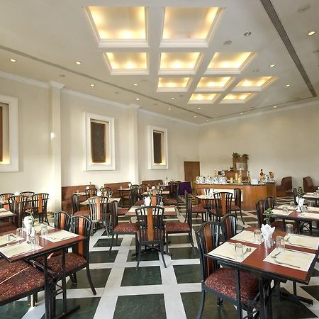 Hotel Express Residency-Джамнагар Экстерьер фото